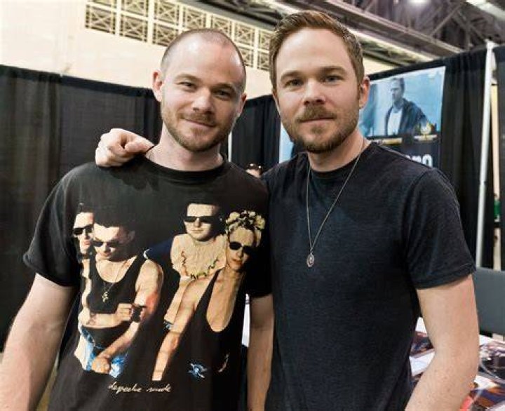Aaron and Shawn Ashmore - Celebrity Twins