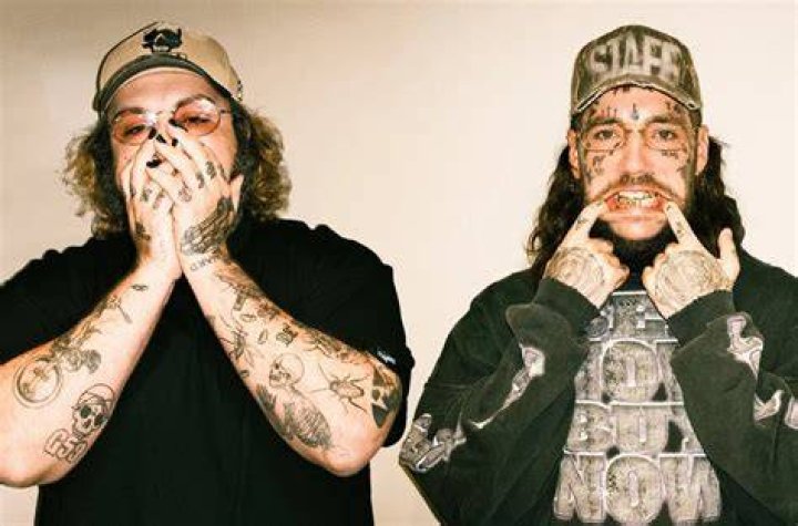 Bath salts in my nose suicide boys lyrics
