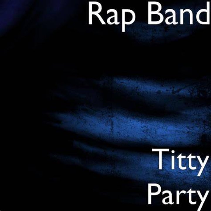 Big ol titties and that ass fat lyrics