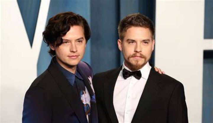 Dylan and Cole Sprouse - Celebrity Twins