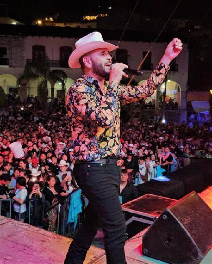 ‘El Komander’ is Hospitalized For A Serious Infection