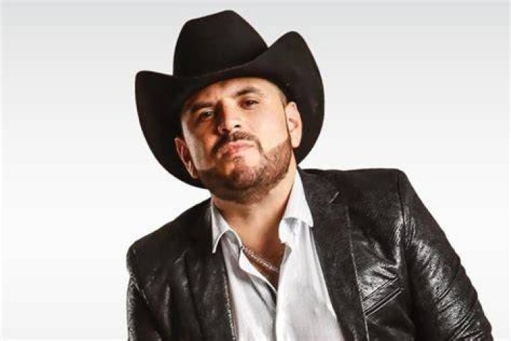 El Komander is hospitalized