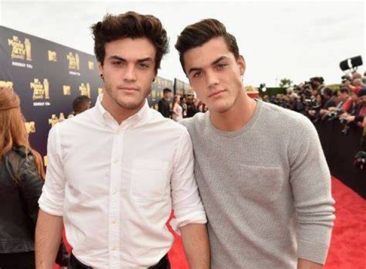 Ethan Dolan with his brother Grayson Dolan