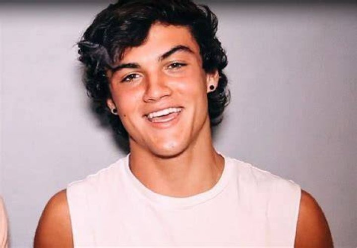 Ethan Dolan