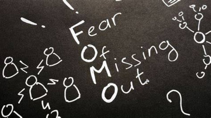 Fear of missing out lyrics