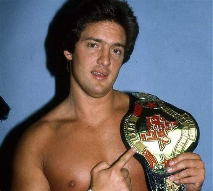 Gino Hernandez