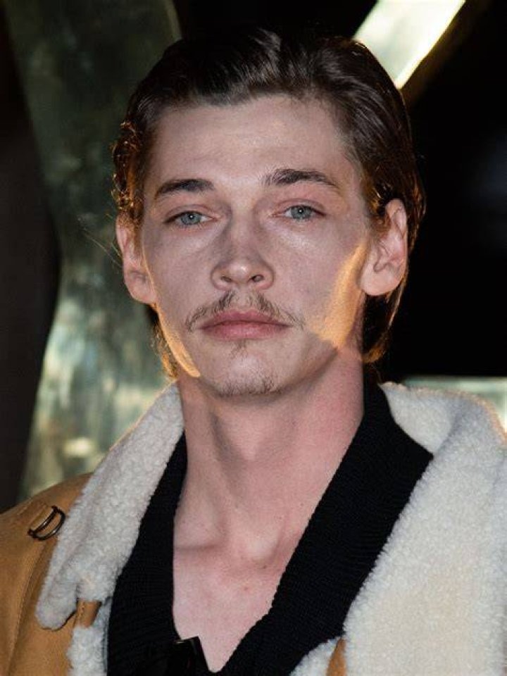 Jacob Lofland born in Briggsville, Arkansas
