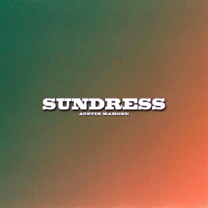 She wears a sundress with no panties lyrics