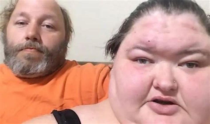 The Tumultuous Divorce between 1000-Lb. Sisters