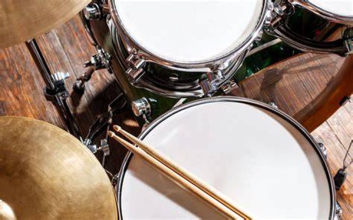 What Are the Drums In a Marching Band